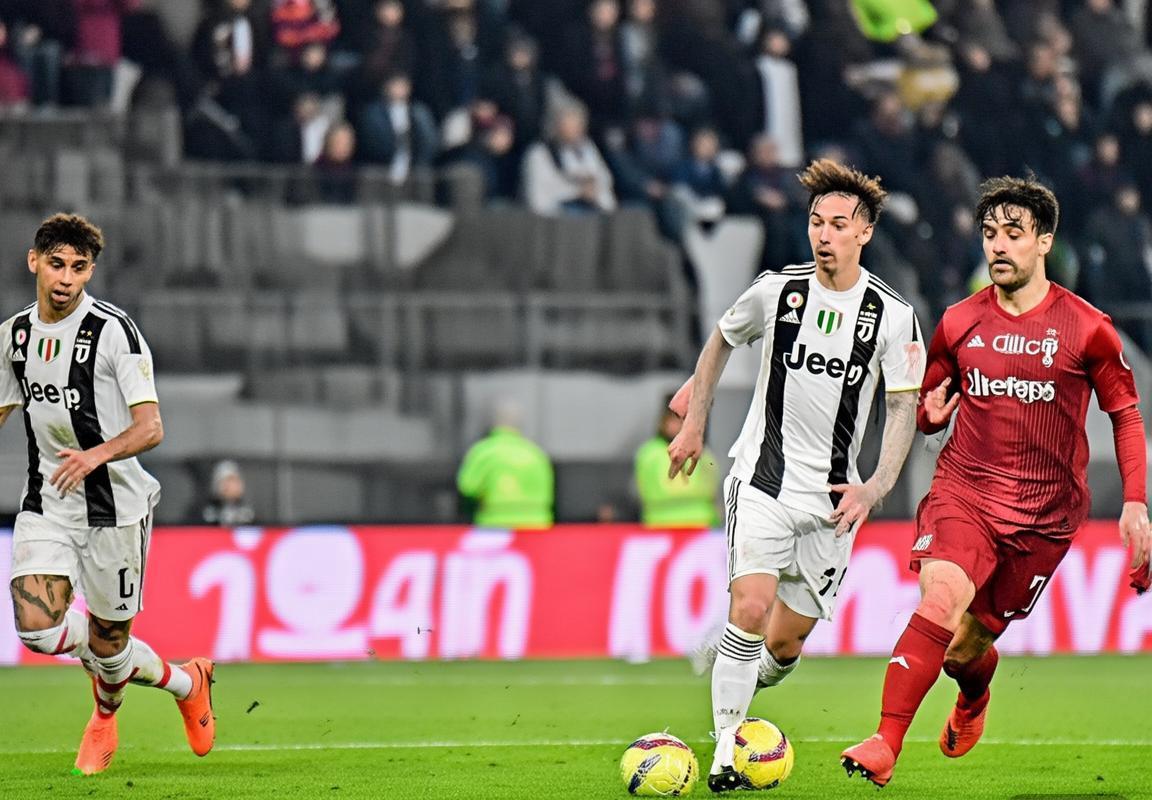 尤文图斯vs卡利亚里意甲联赛前瞻：弗拉霍维奇领衔，赛果预测分析